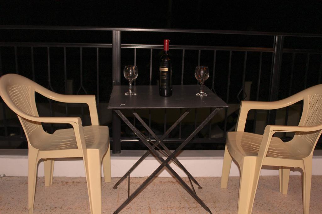 Garden Apartment 레팀노 외부 사진